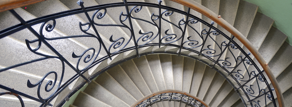 Das Intervall zur Treppenhausreinigung sprechen wir mit Ihnen ab.